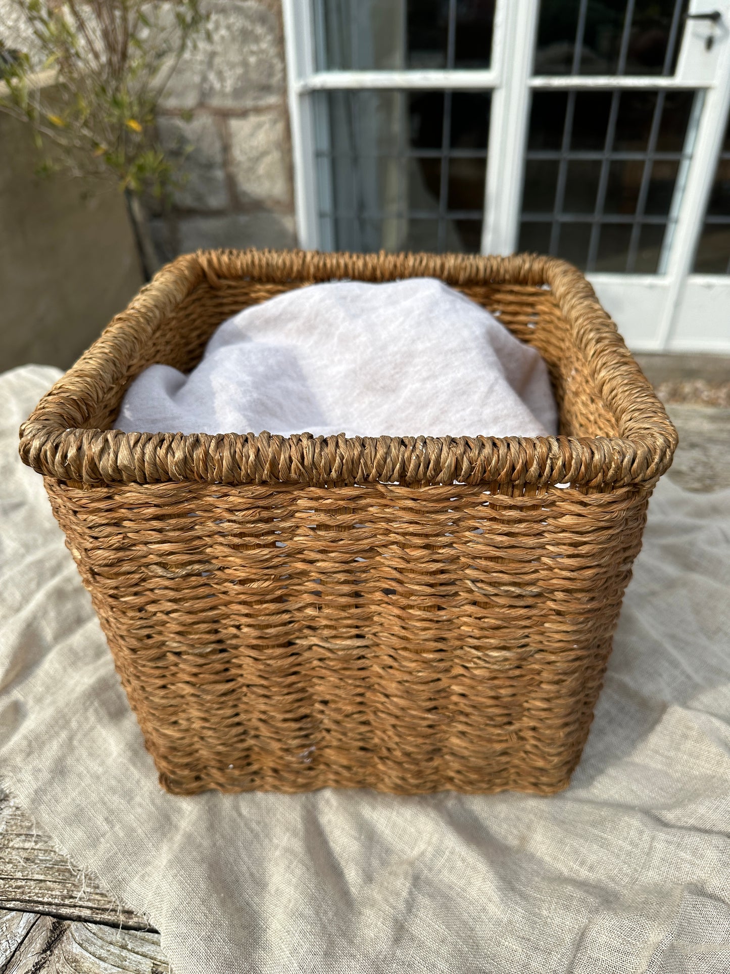 LINDEN | Wicker Basket TYFFI HOME