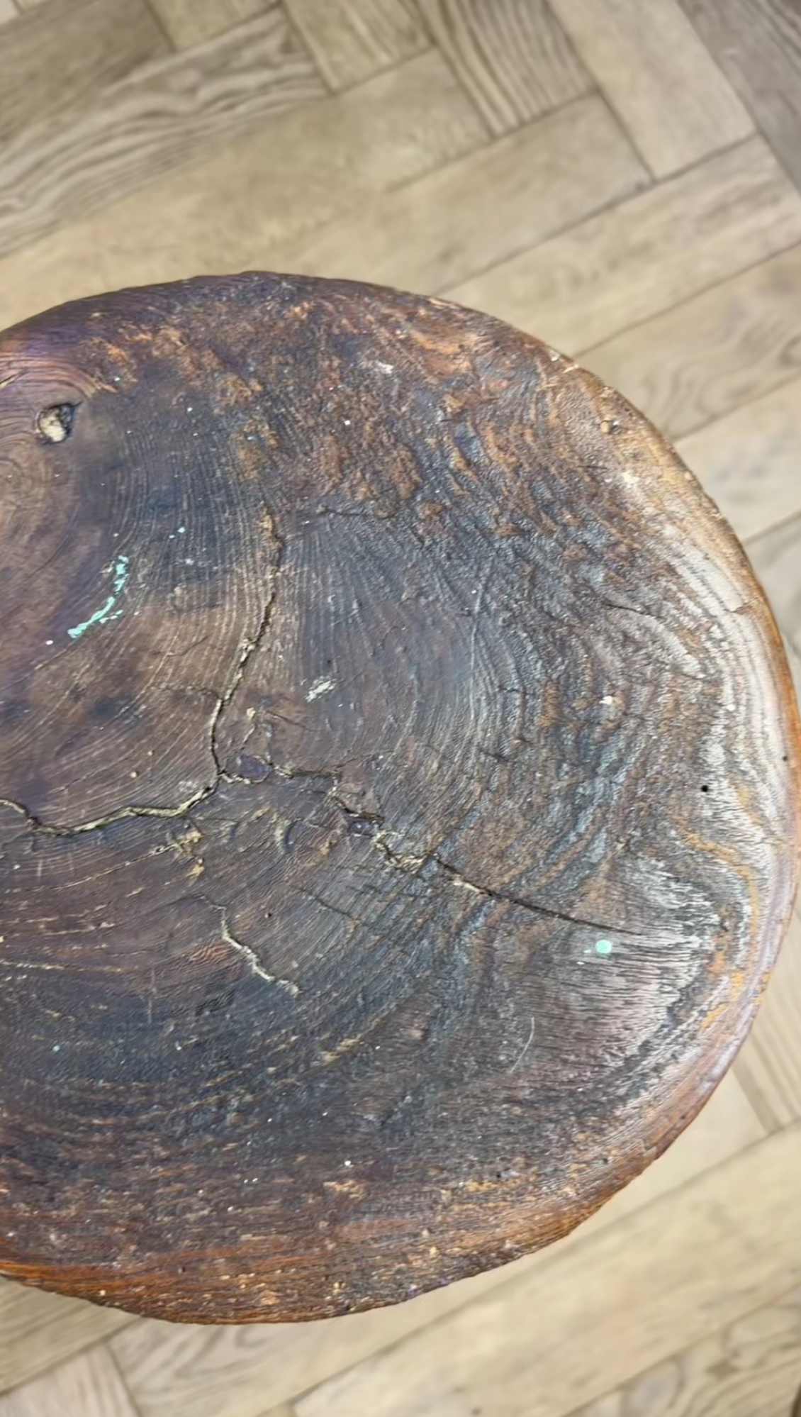 GWENDA | Antique Victorian Round Top Stool