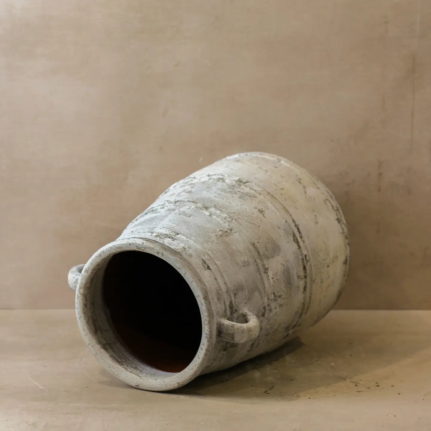 DEWI | Large Rustic Glazed Earthen Pot Earthenware TYFFI HOME