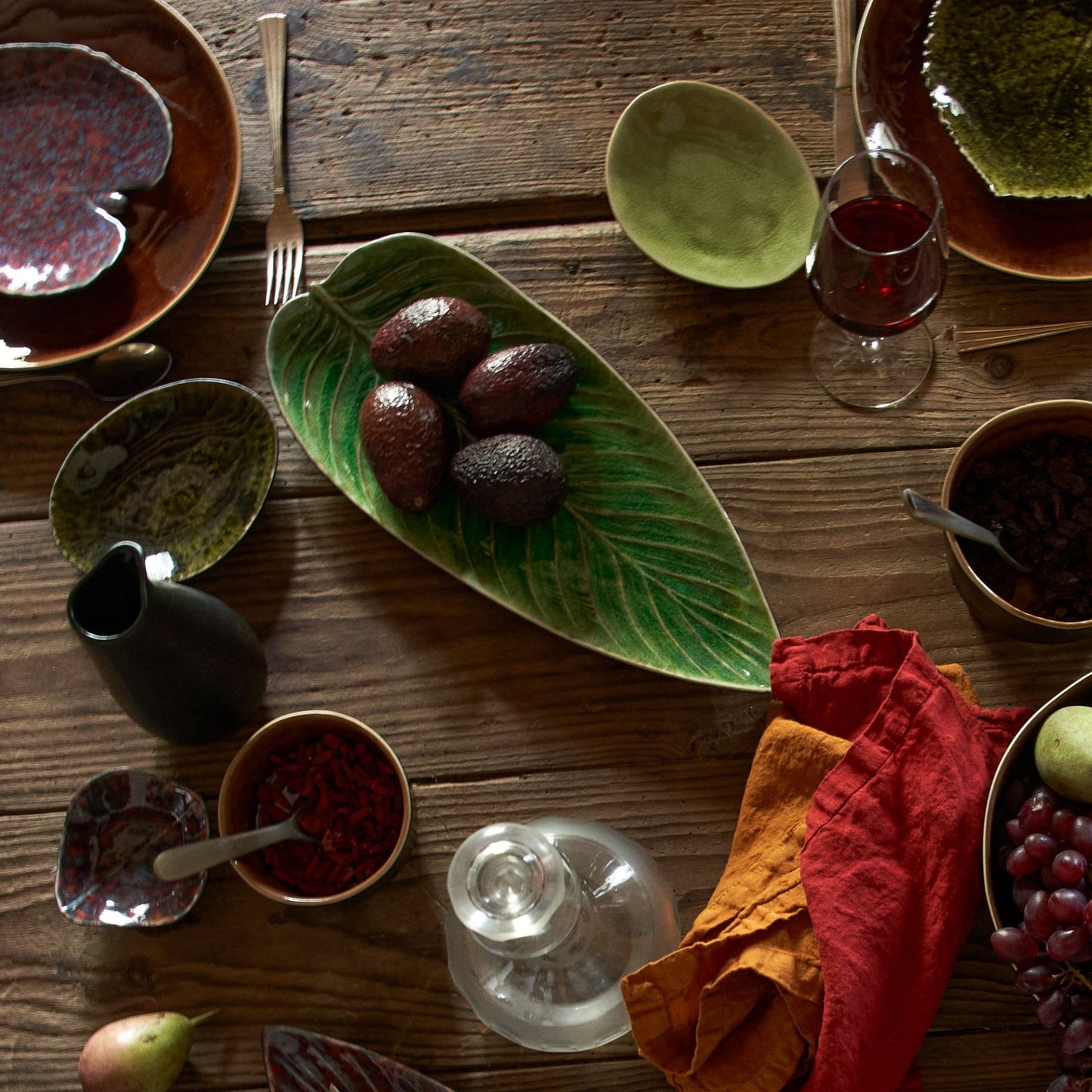 RIVIERA | Tomate Strelizia Leaf Serving Plate